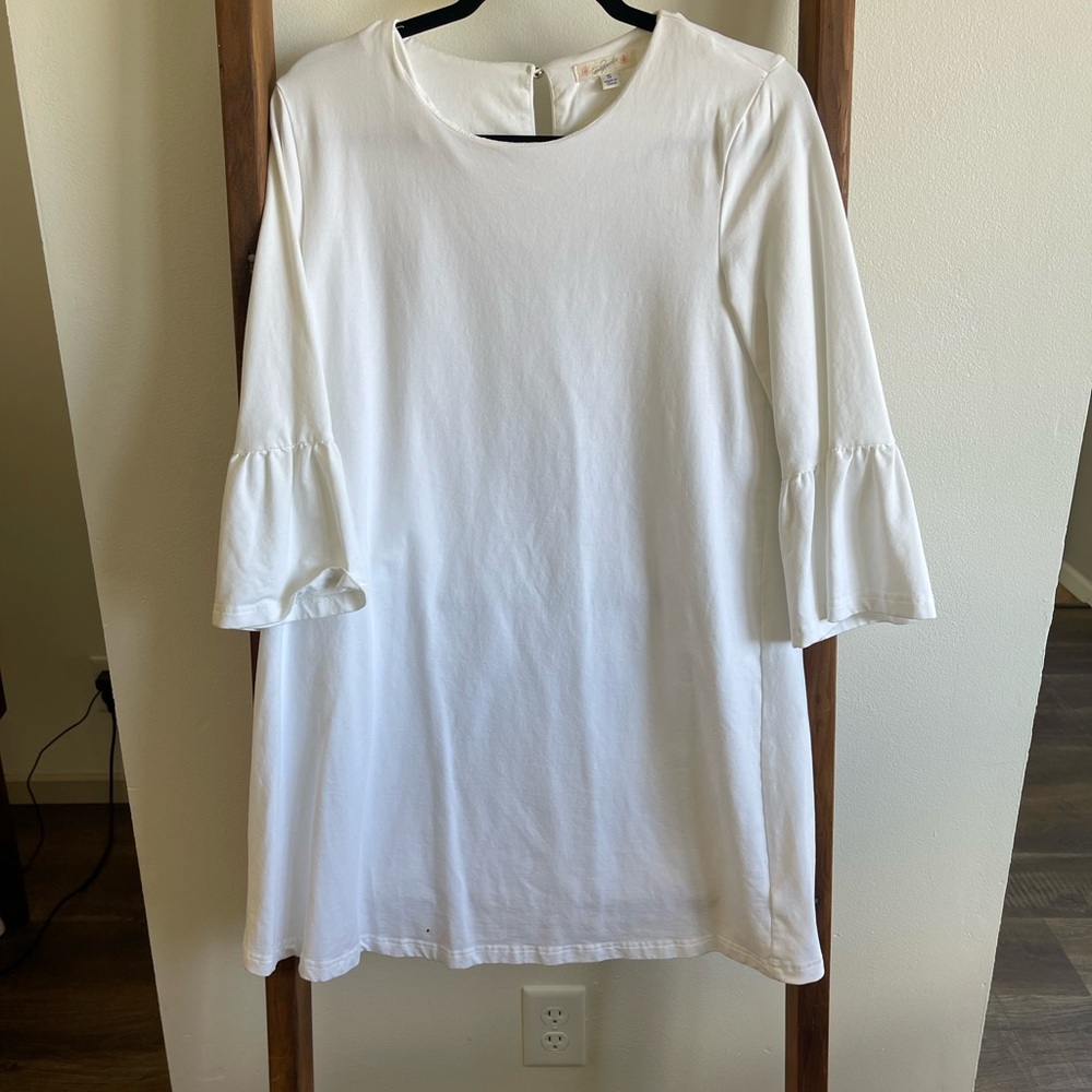 Simple White Women's Dress with Flare Sleeve, Perfect for Bridal Spring Summer
